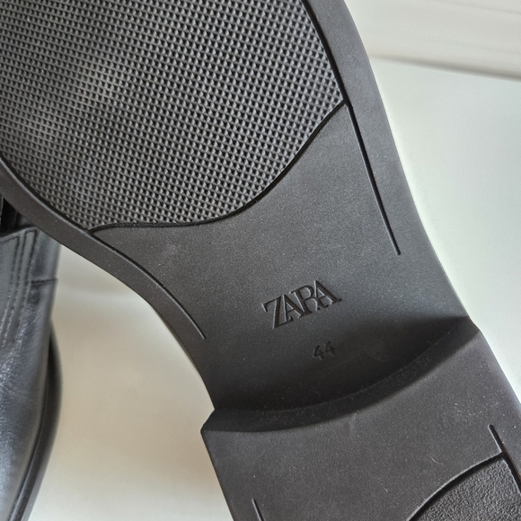 New Zara Men\'s Classic 100% Leather Black Slip-On Loafers 11 US/44 EU NWT main image 7